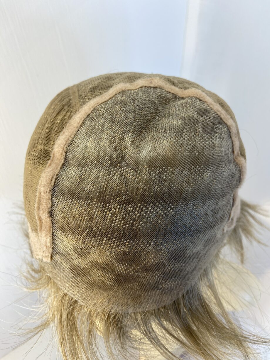 Blonde soft cap short wig. Blsw42