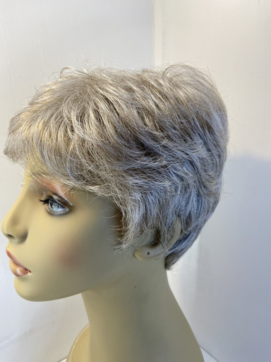 New grey short wig. Gsw403