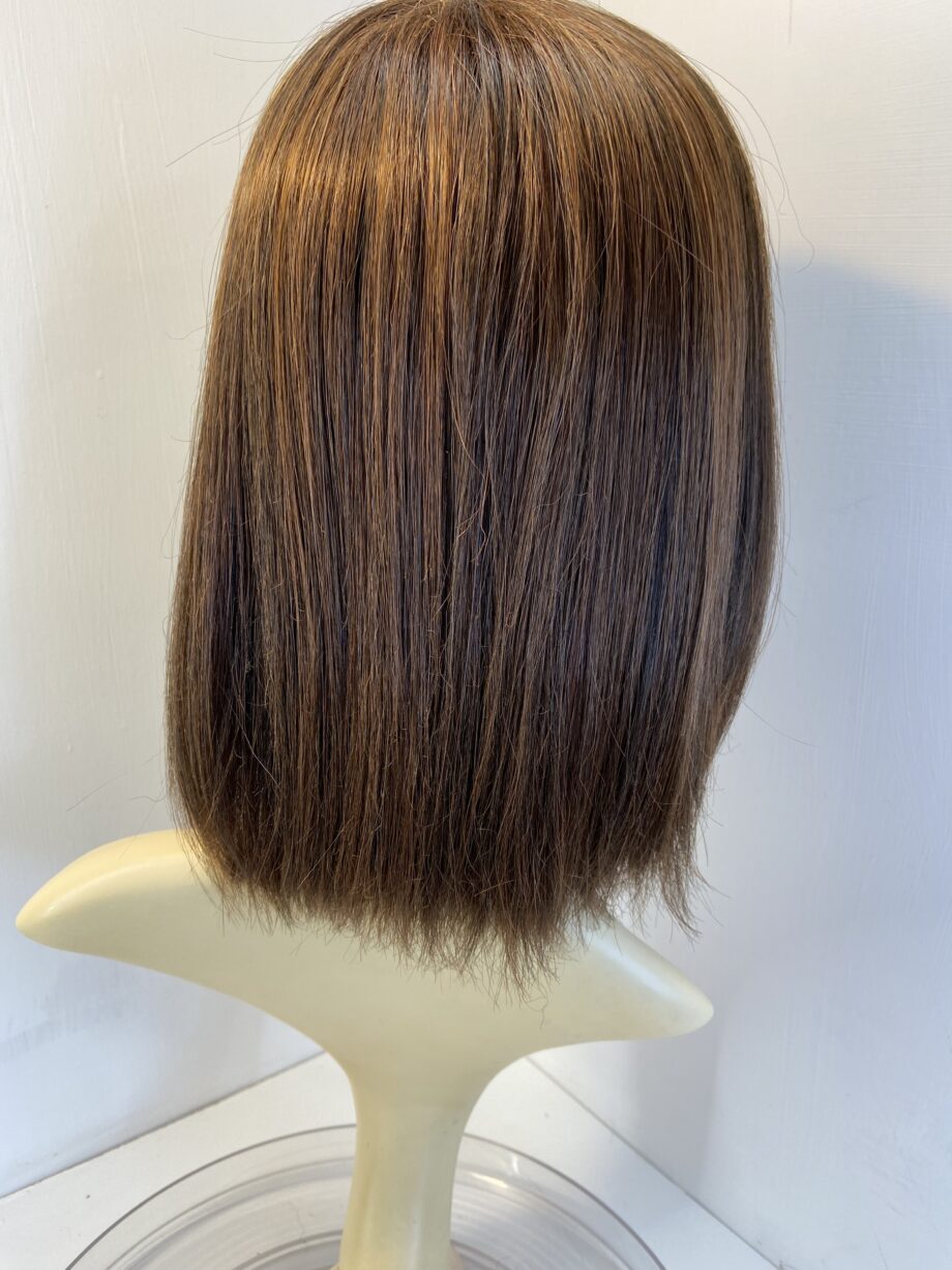 Reddish brown long wig. Brms727