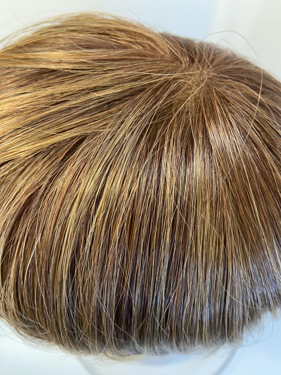 Brown hair piece. Bess731