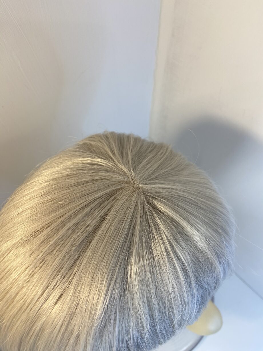 New white petite designer wig. Wgss446