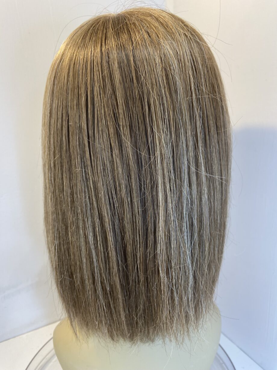 Blonde Rene of Paris wig. Blms214