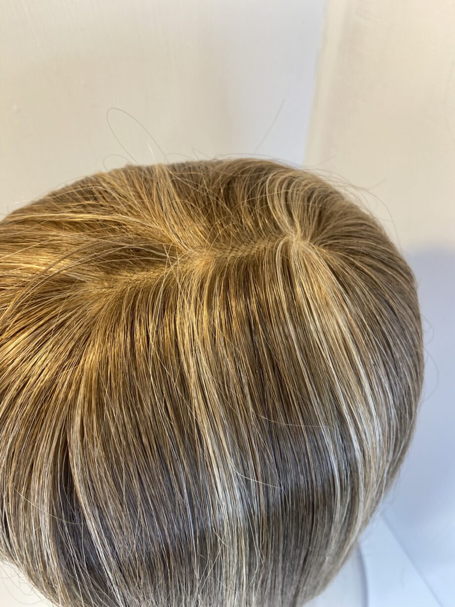 Blonde Rene of Paris wig. Blms214