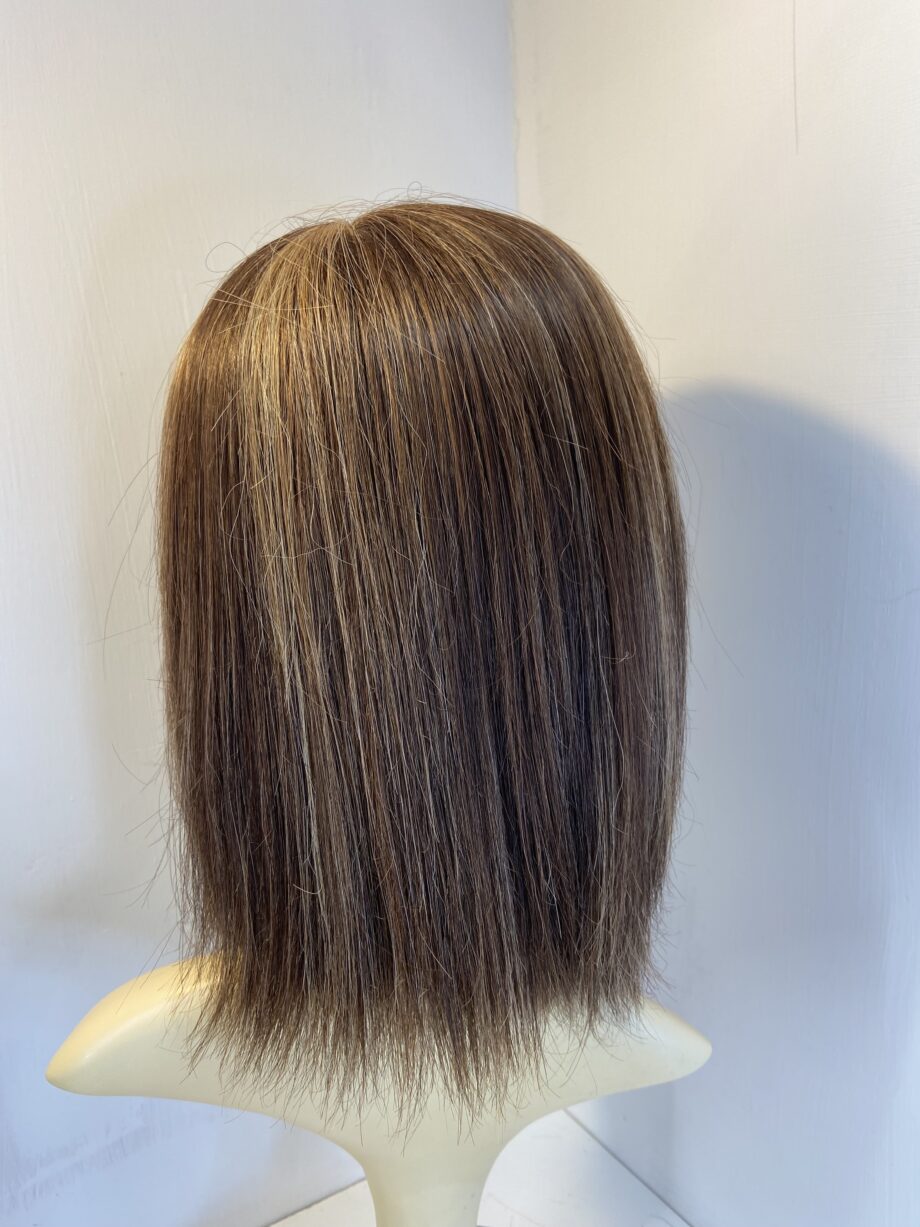 Rene of Paris brown wig. Brms215