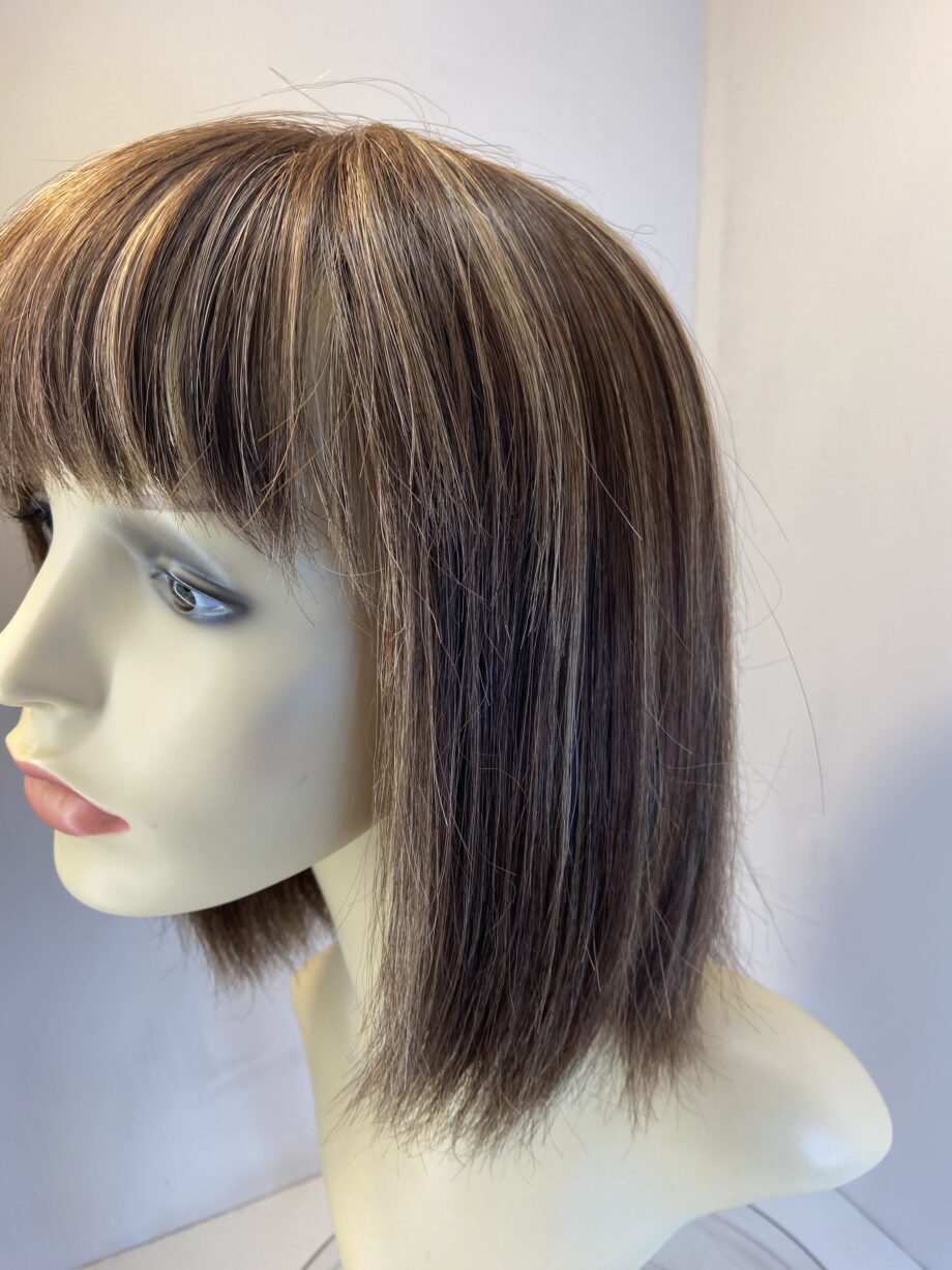 Rene of Paris brown wig. Brms215