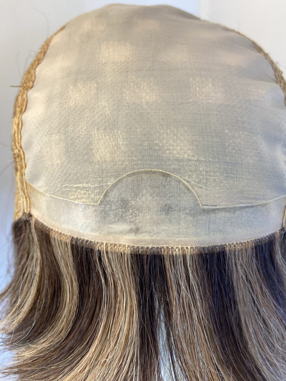 Rene of Paris brown wig. Brms215