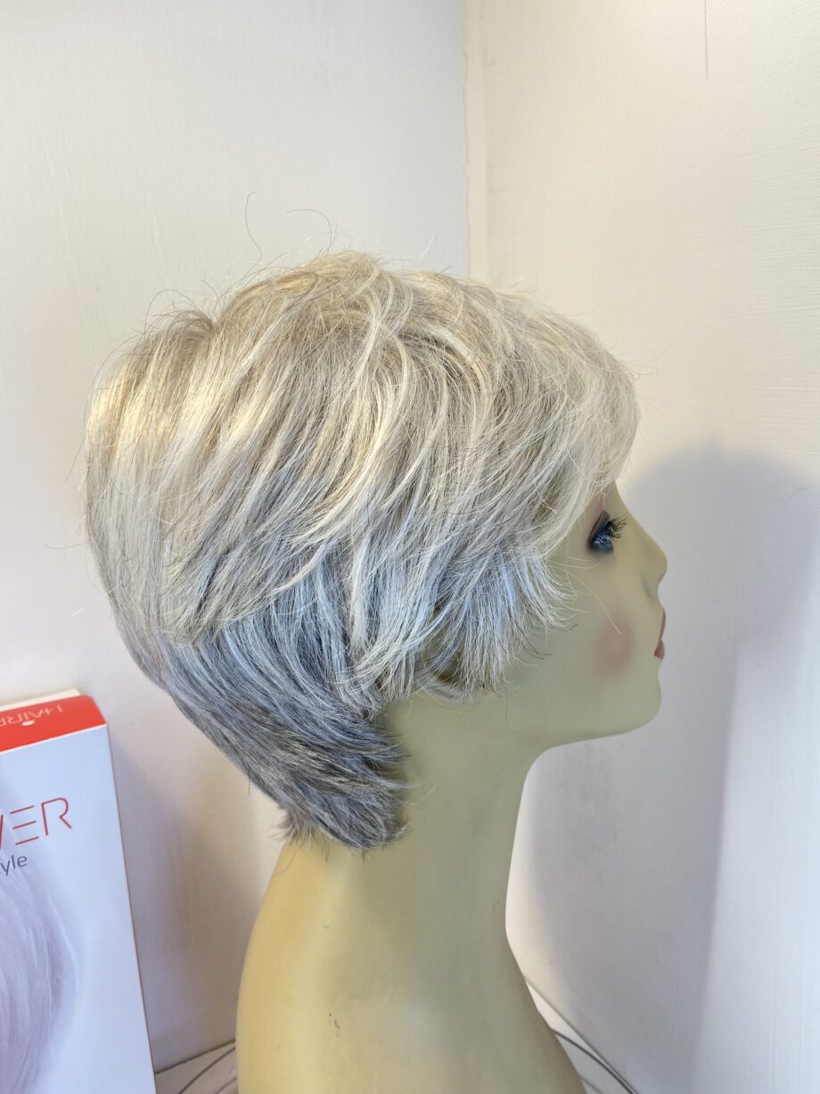 New boxed silver mix grey wig. Bgss447