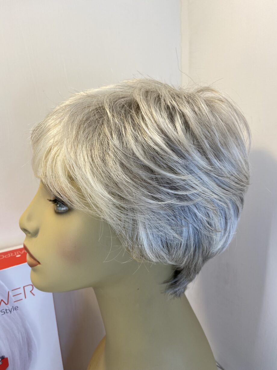 New boxed silver mix grey wig. Bgss447