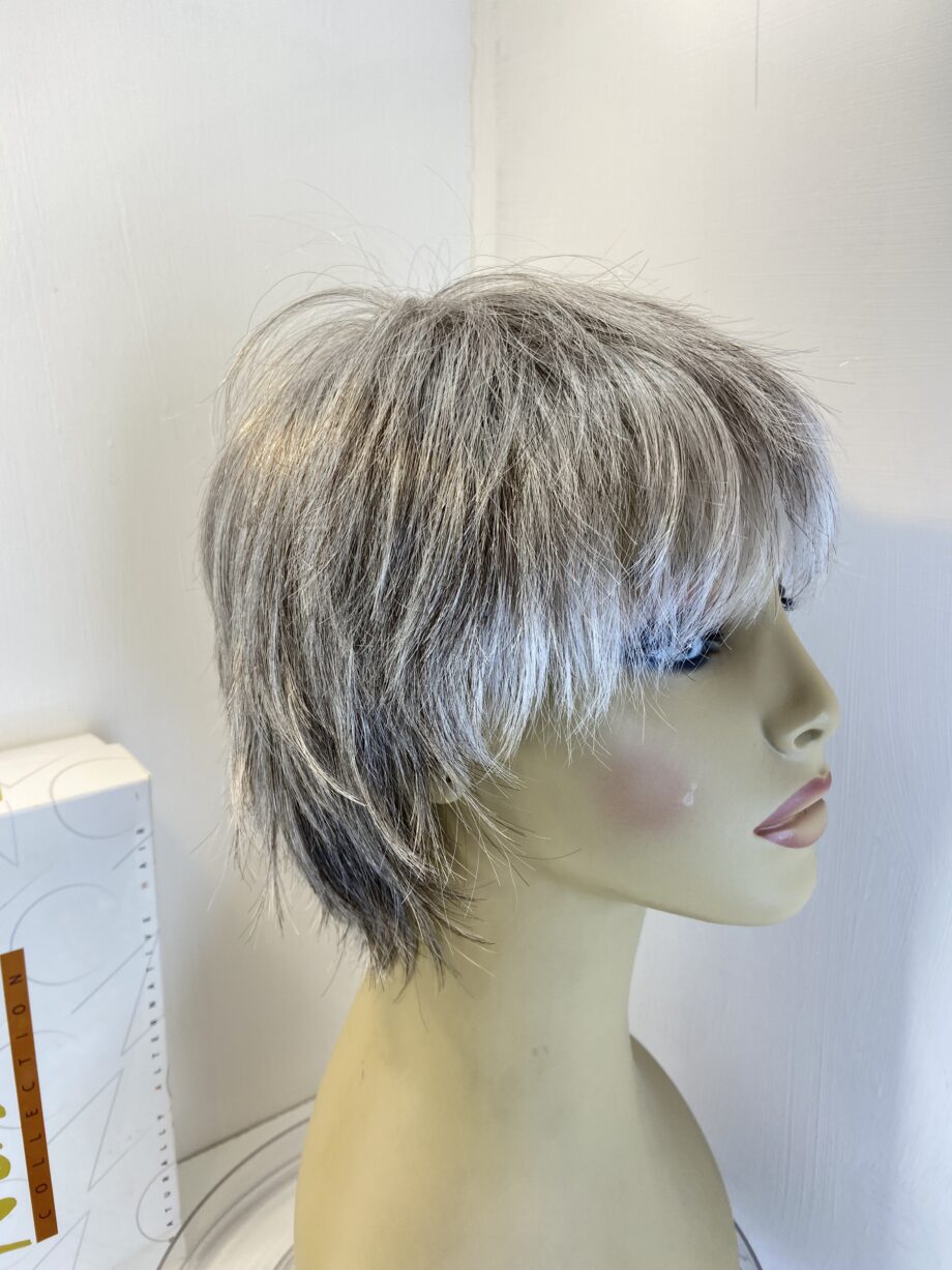 Noriko silver grey boxed wig. Bgss448