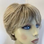 Blonde stylish wig. Blss506