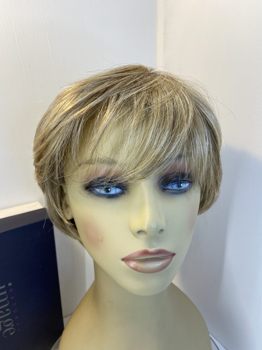 Blonde natural image soft cap design wig. Bblss453