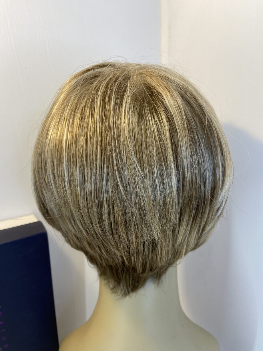 Blonde natural image soft cap design wig. Bblss453