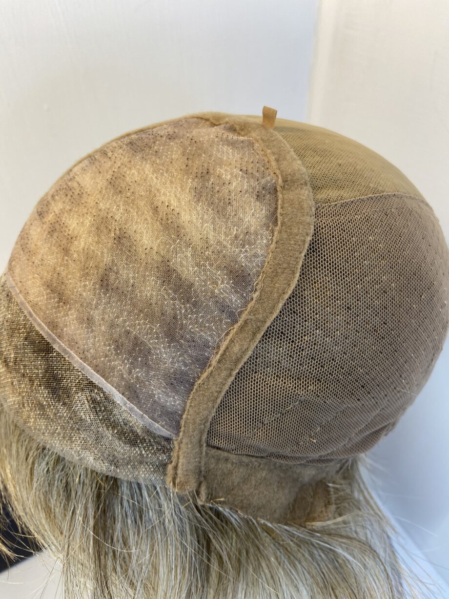 Blonde natural image soft cap design wig. Bblss453