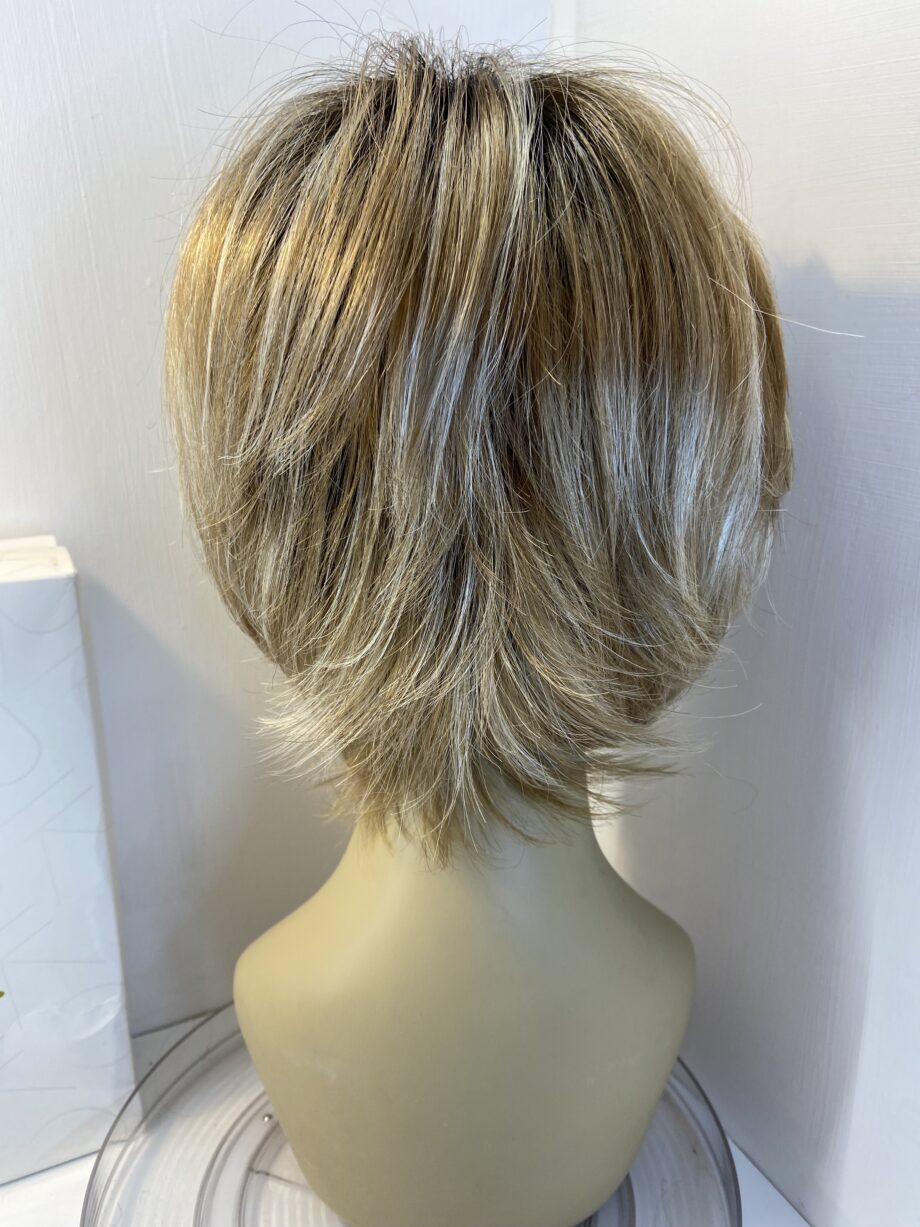 Rooted blonde Noriko designer .  Bblls456
