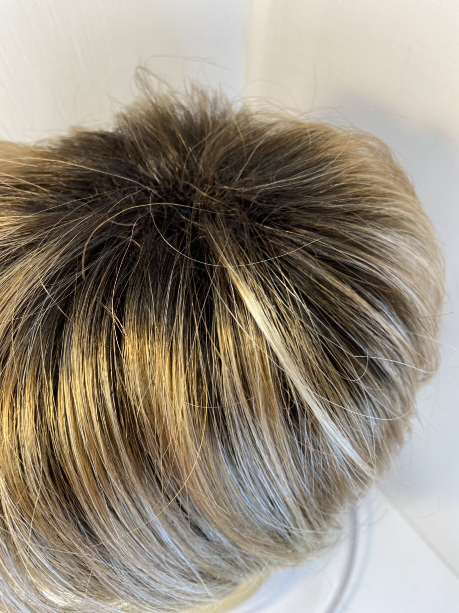 Rooted blonde Noriko designer .  Bblls456