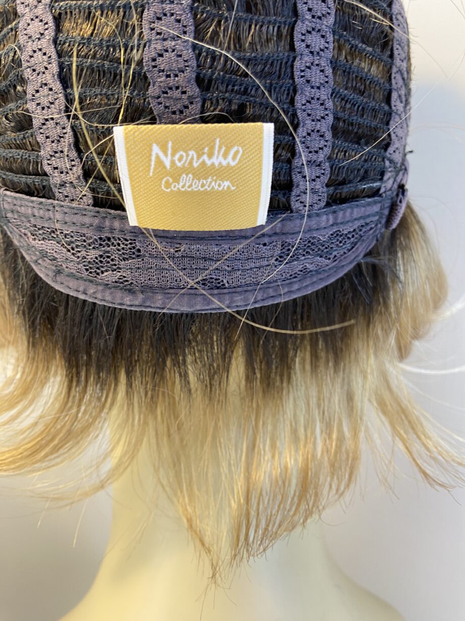 Rooted blonde Noriko designer .  Bblls456