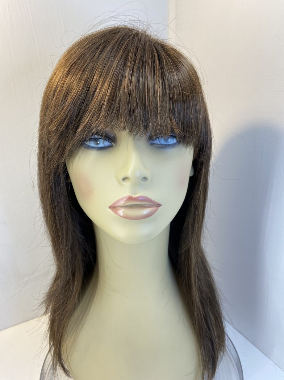 Long brown designer wig. Brls305