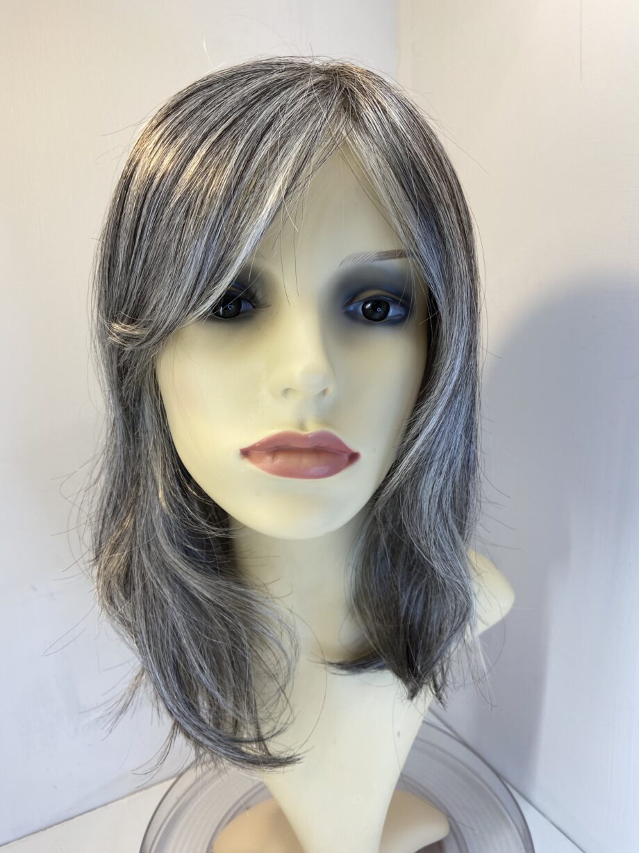 Long grey hair piece. Gls29