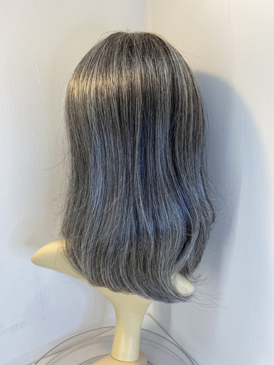 Long grey hair piece. Gls29