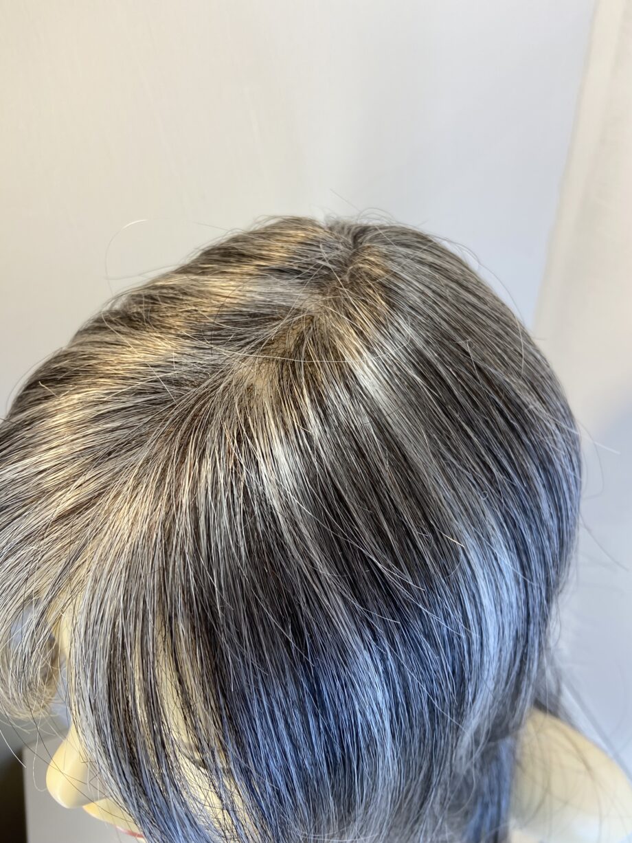 Long grey hair piece. Gls29