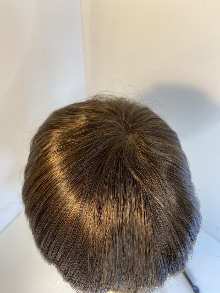Dark brown never worn wig. Brss29