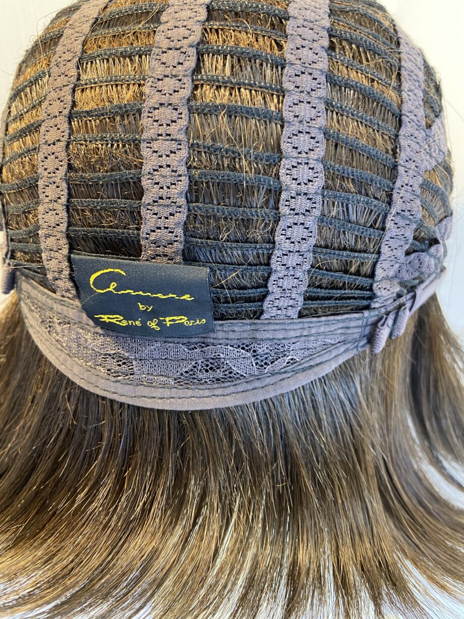 Dark brown never worn wig. Brss29