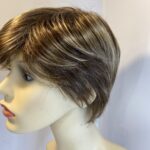Never worn brown dimples wig. Brss202