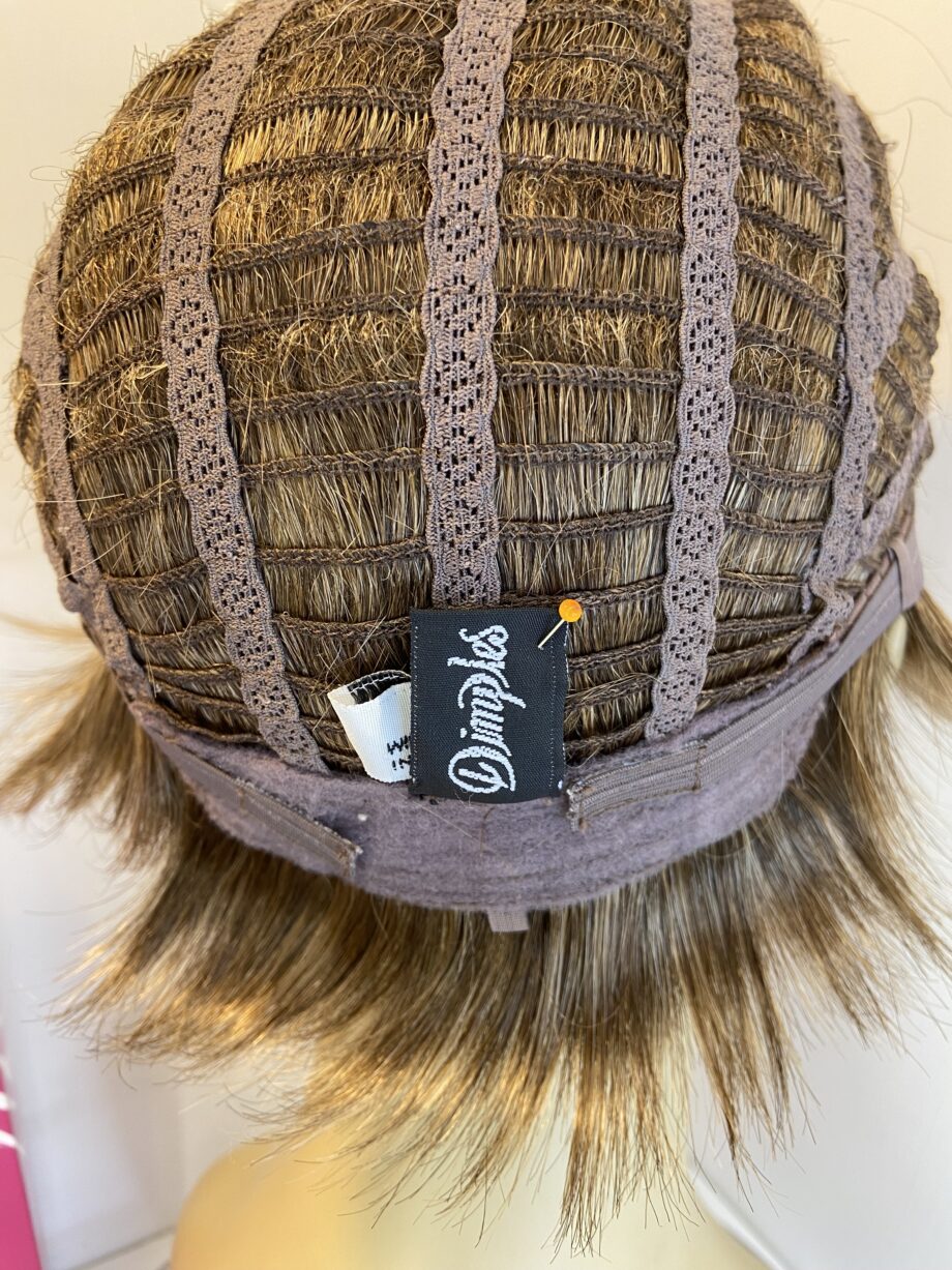 Dimples brown boxed wig. Bbrls445