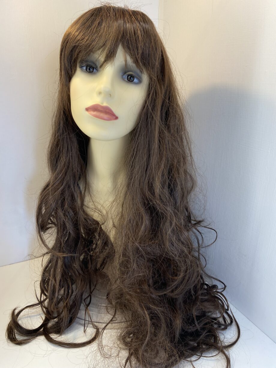Extra long brown wig. Brlw206