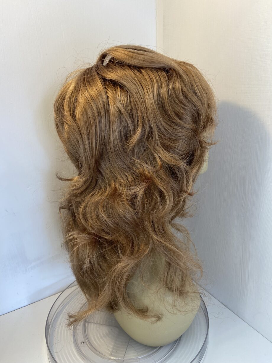 Long Sandy blonde large cap curly wig. Bllw207