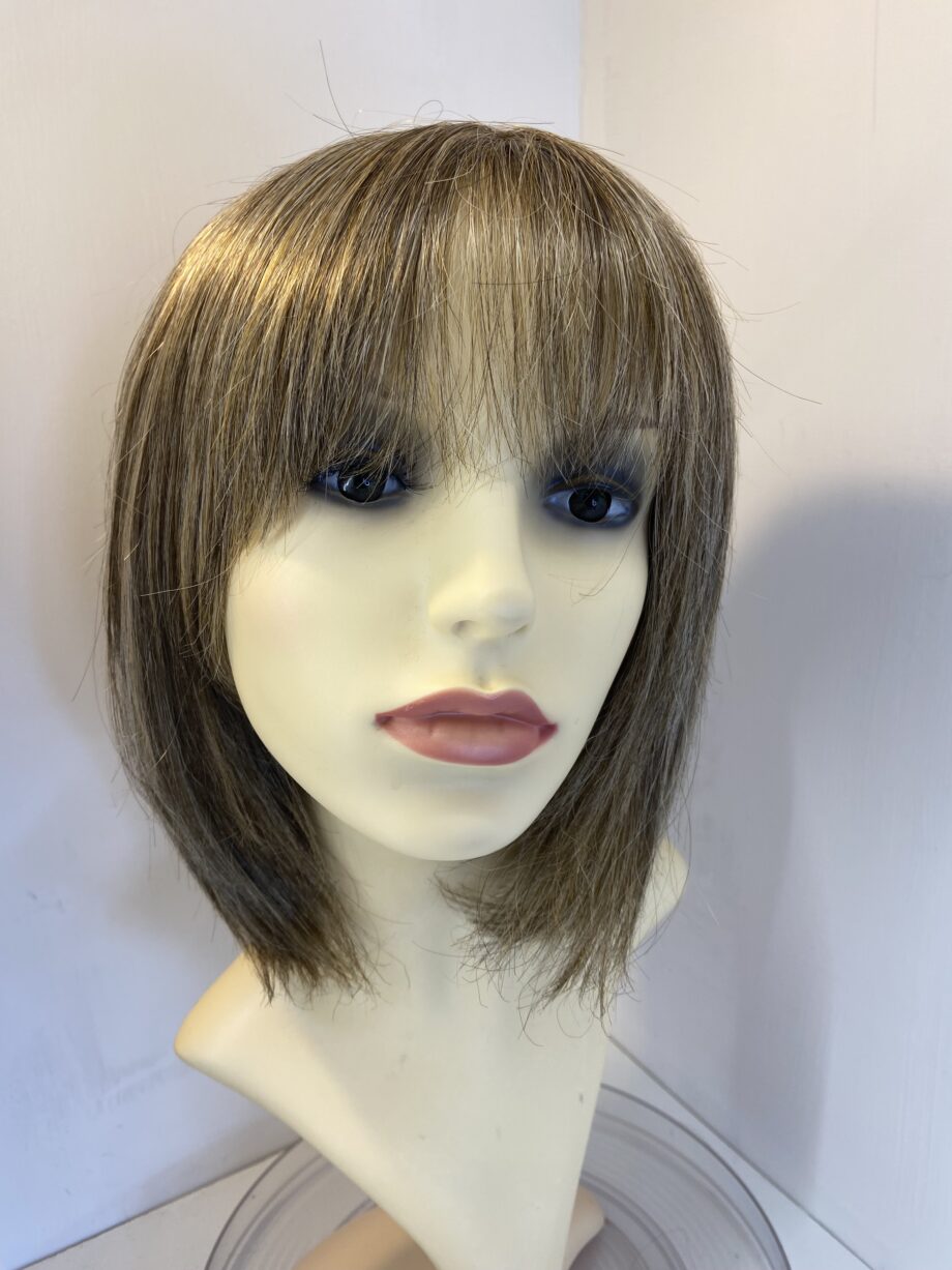 Blonde light brown Ellen Wille wig. Blms208