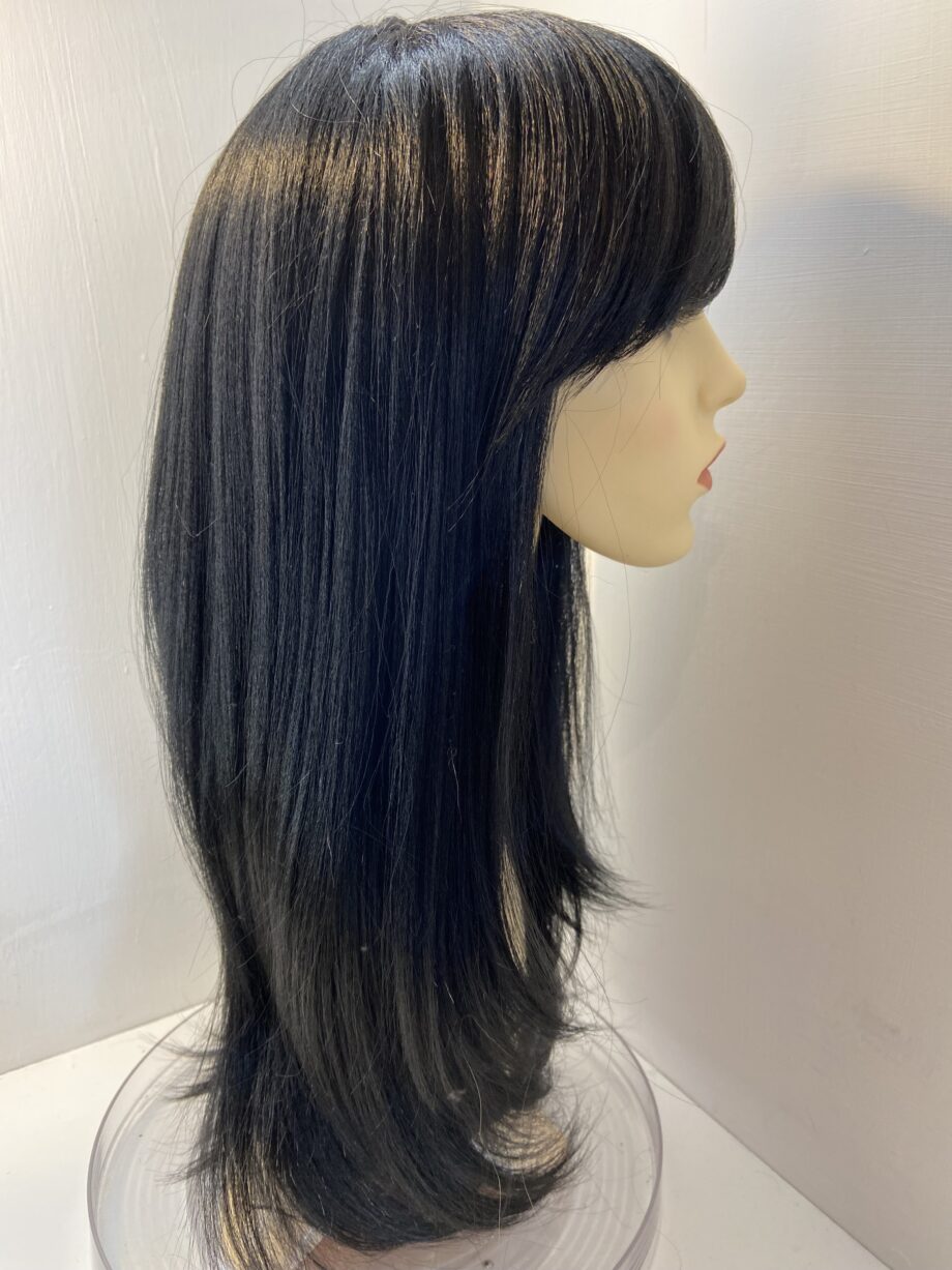 Long black new wig. Bblls410