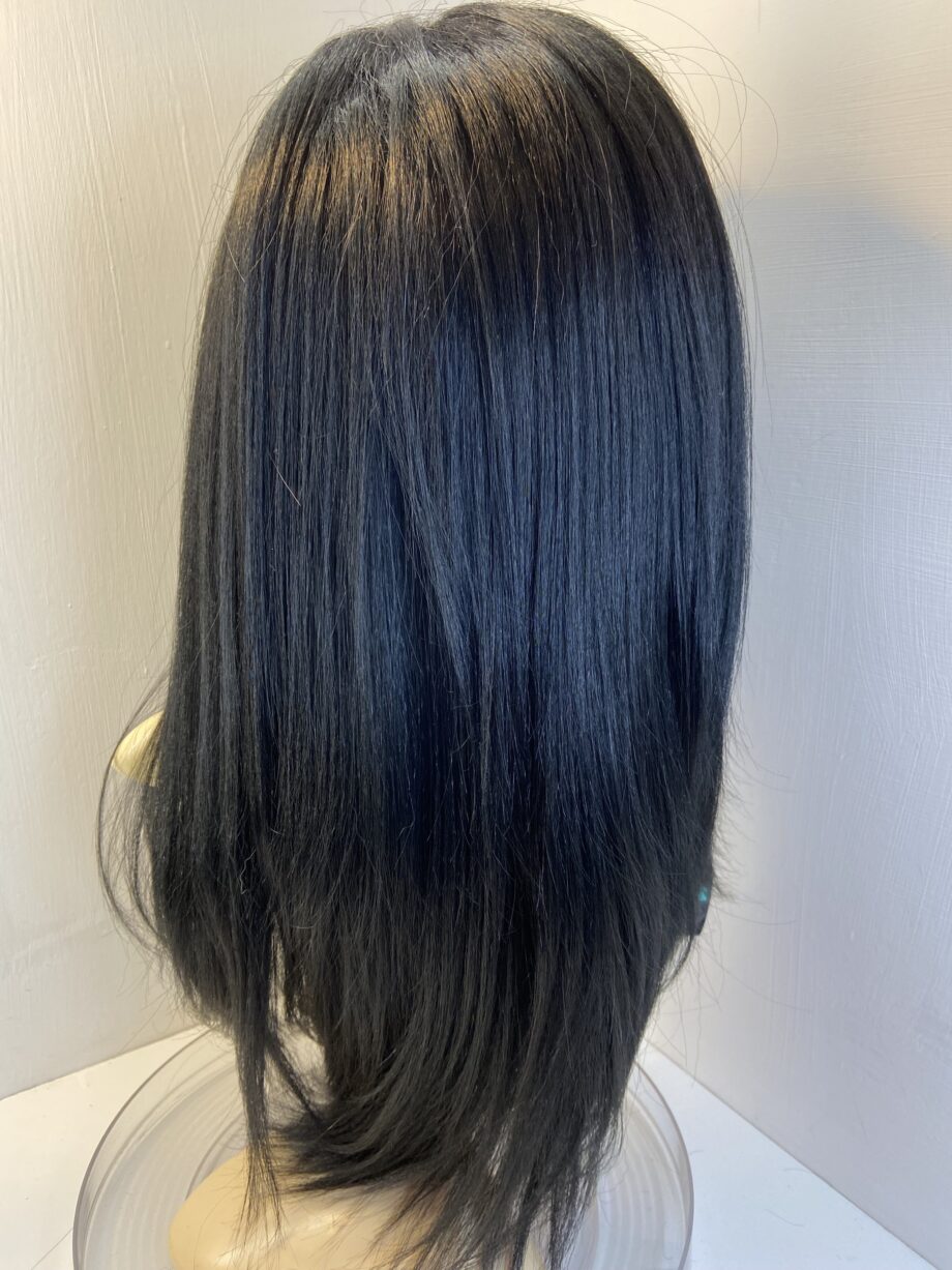 New long black wig. Blls414