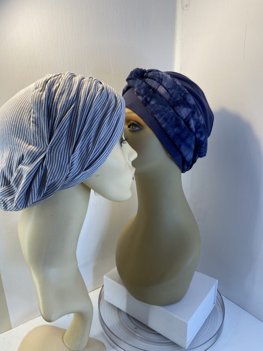 2 Bandannas. 103