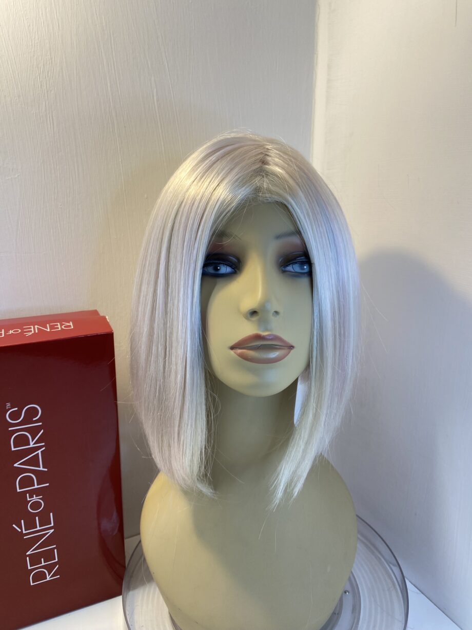 White Rene of Paris wig. Bwms458