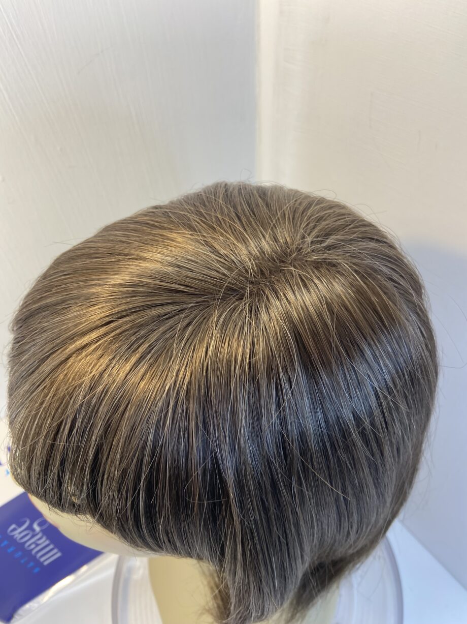 Soft cap beautiful brown wig. Bbrms461
