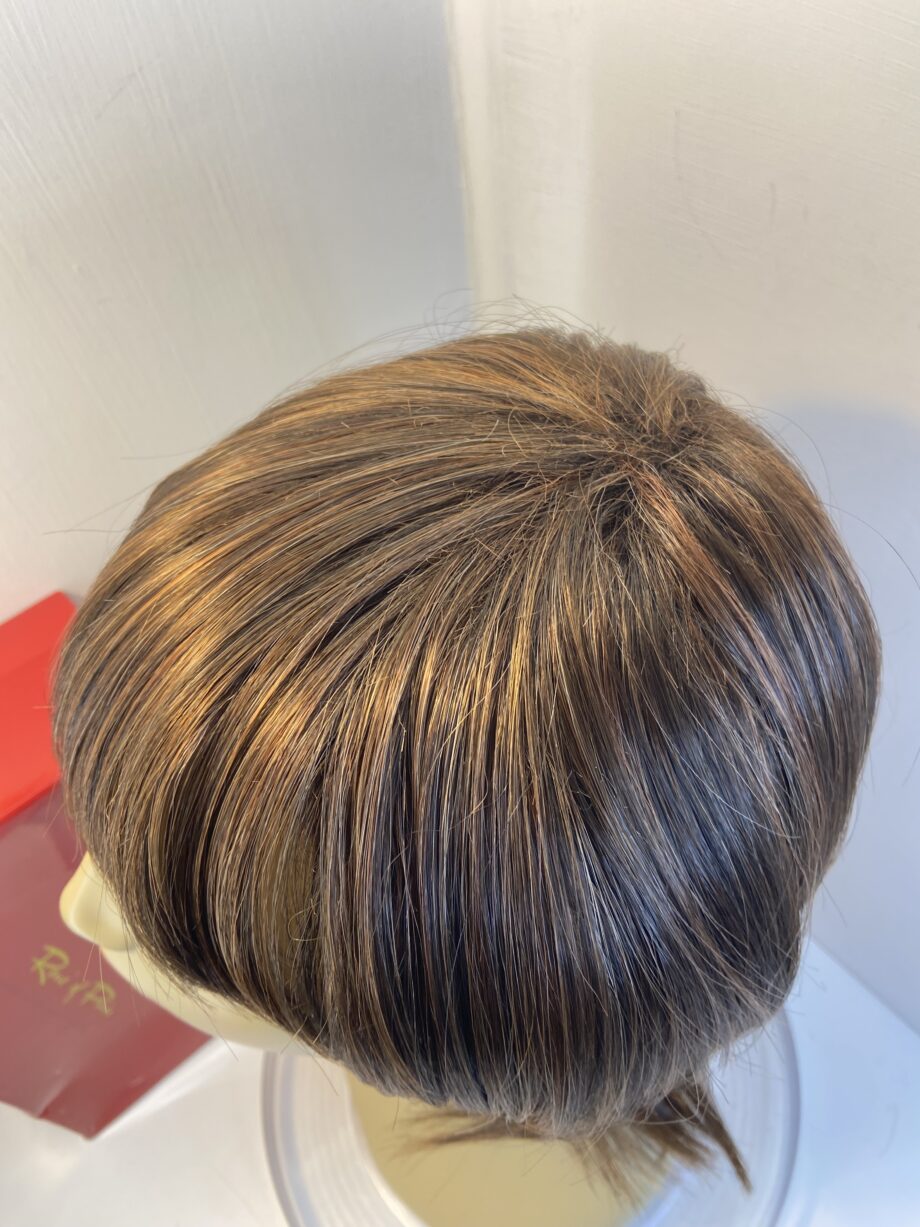 Ginger brown Rene of Paris wig. Bbrms462