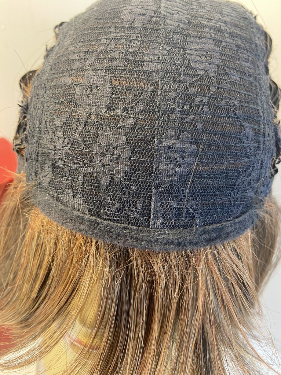 Ginger brown Rene of Paris wig. Bbrms462