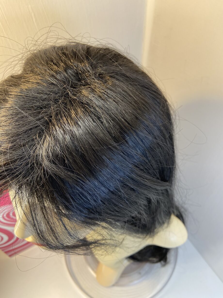 Stunning black long Dimples wig. Bbllw463
