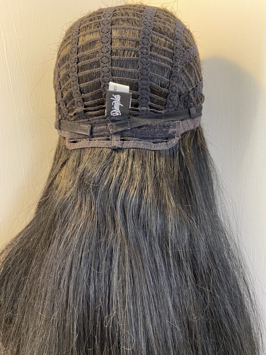 Stunning black long Dimples wig. Bbllw463