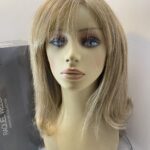 Long pale golden honey wig. Bbllw464