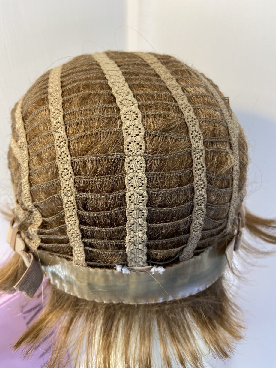 Copper short Paula Young wig. Bbrss468