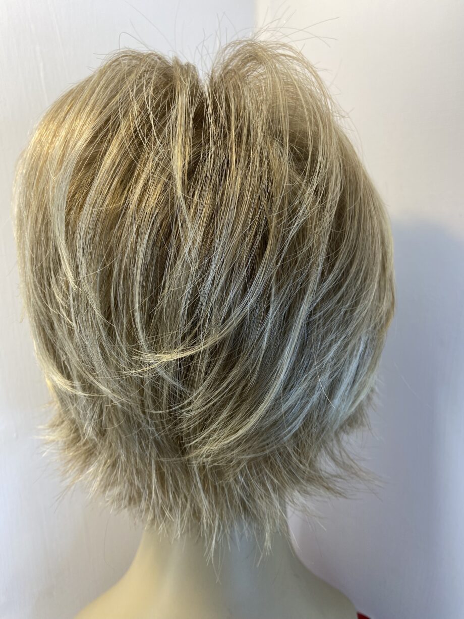 New modern spring honey Rene of Paris wig. Blss517