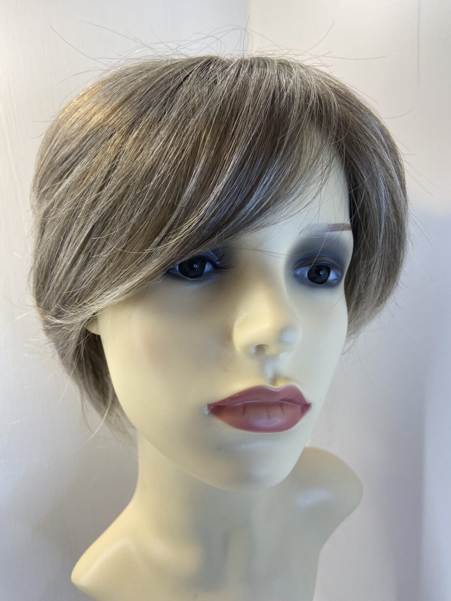 As new blonde Rene of Paris wig. Blss518
