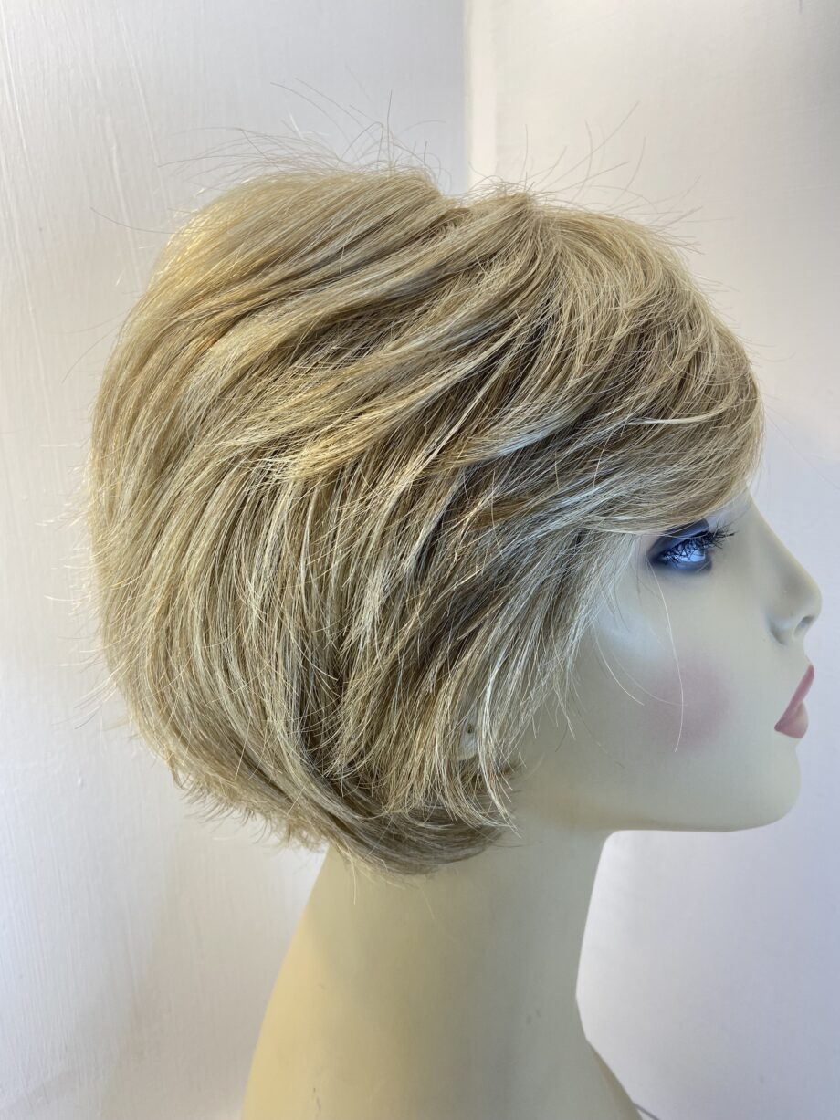 Amore design blonde wig. Blss519
