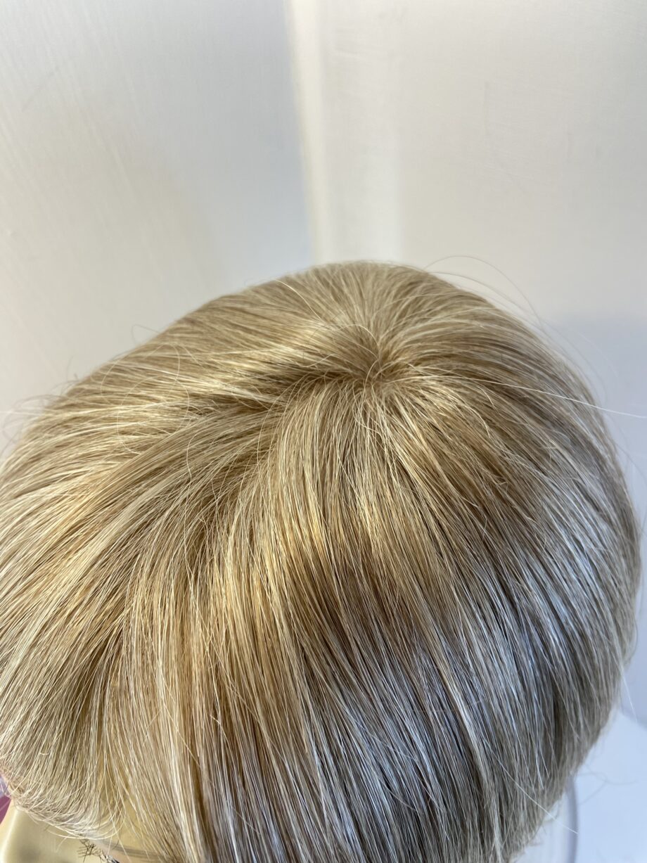 Light blonde Dimples new wig. Bblms472