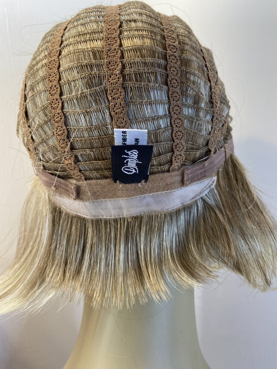 Light blonde Dimples new wig. Bblms472