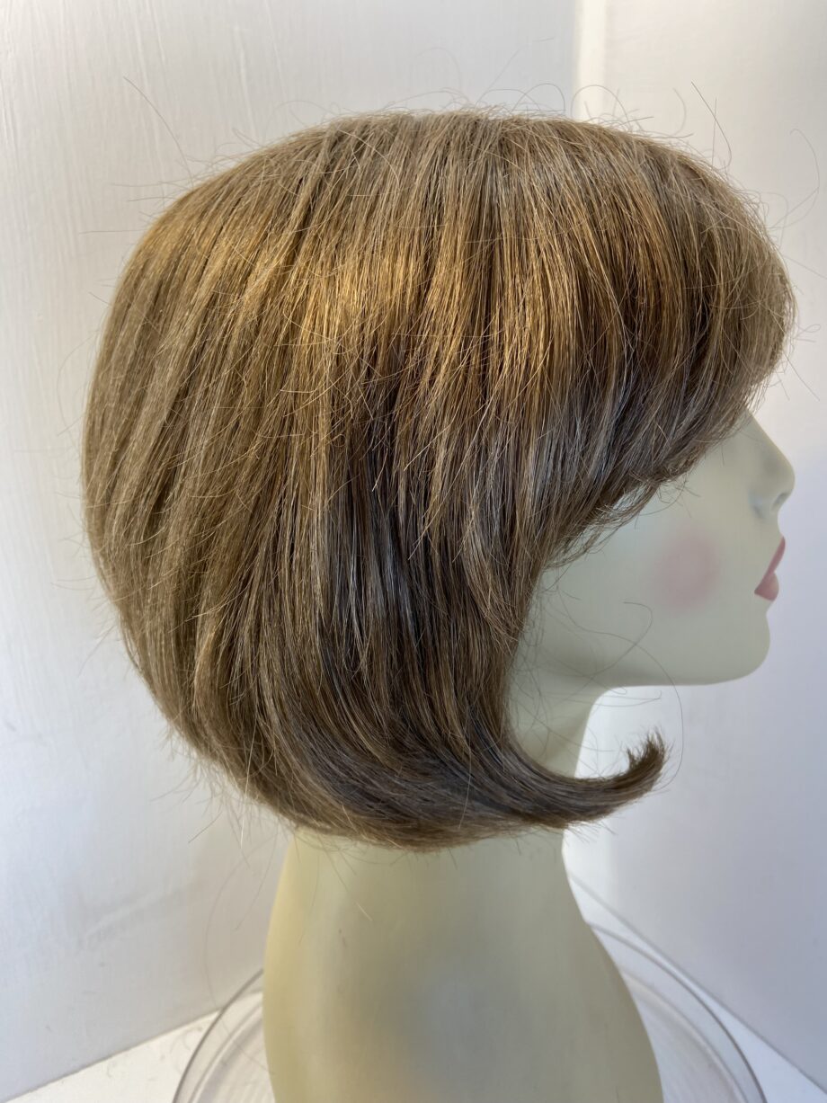 Soft brown designer wig. Bems818