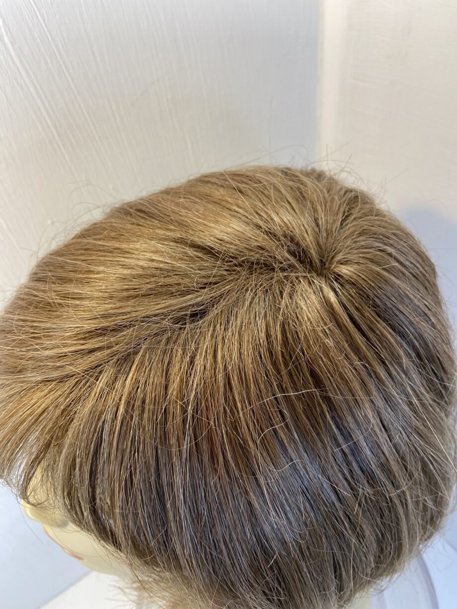 Soft brown designer wig. Bems818