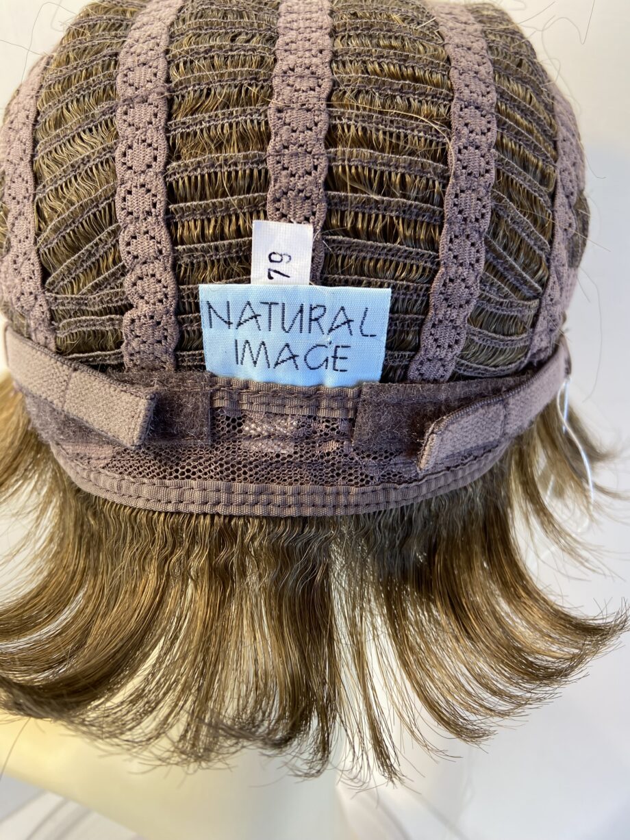 Light brown/ blonde. Blss314